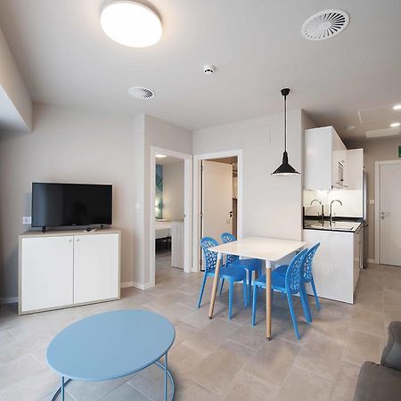 Apartamentos Divan Витория Экстерьер фото