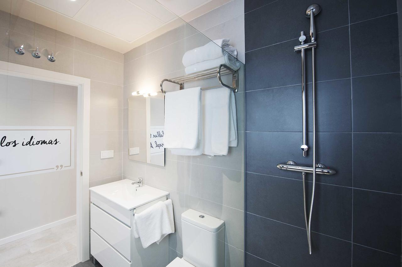 Apartamentos Divan Витория Экстерьер фото