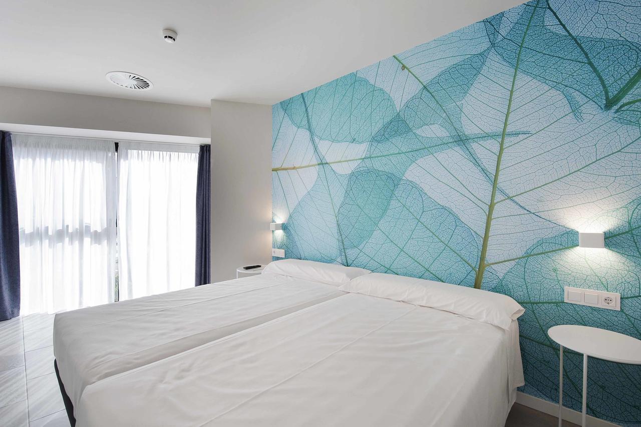 Apartamentos Divan Витория Экстерьер фото