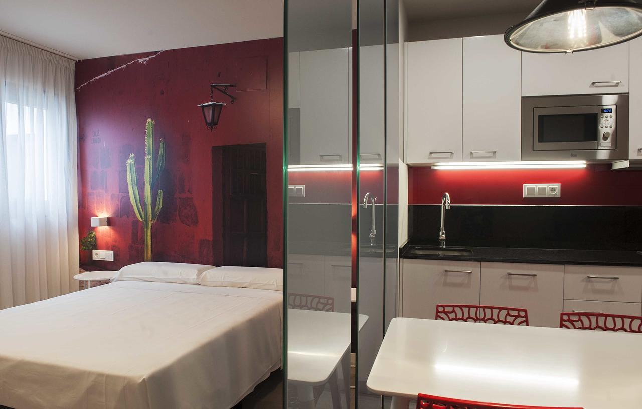 Apartamentos Divan Витория Экстерьер фото